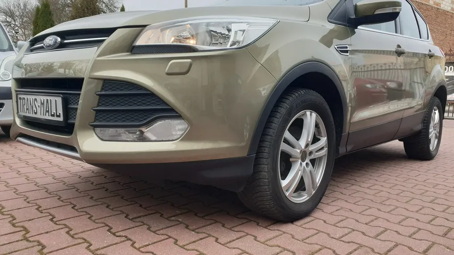 FORD Kuga -