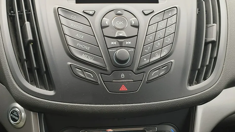 FORD Kuga -