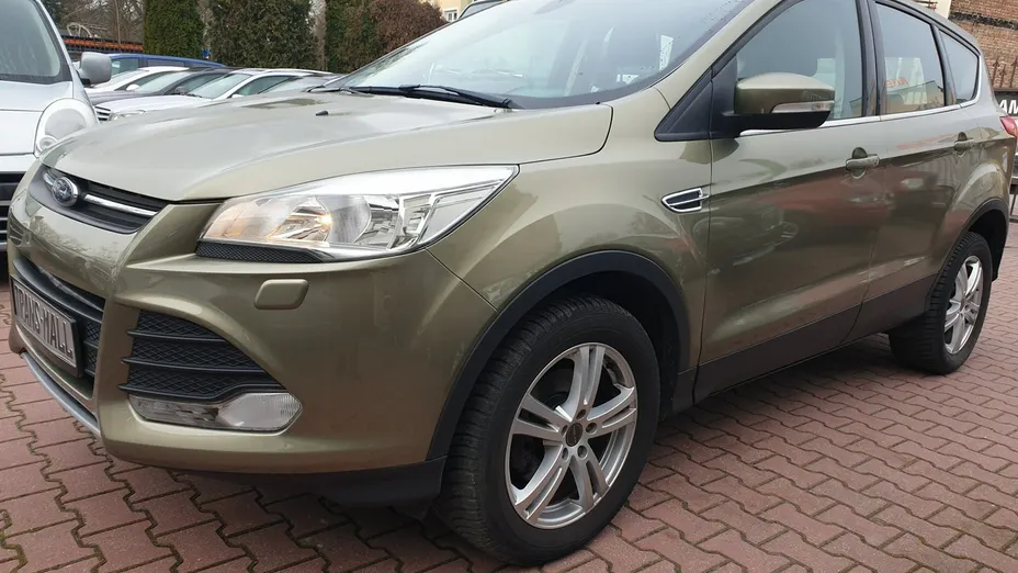 FORD Kuga -
