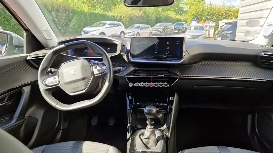 PEUGEOT 2008 -