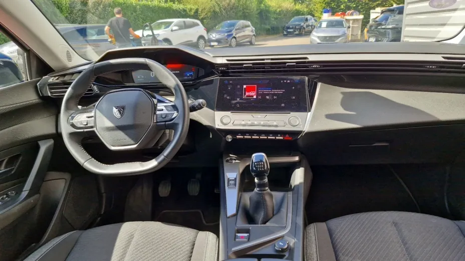 PEUGEOT 308 -