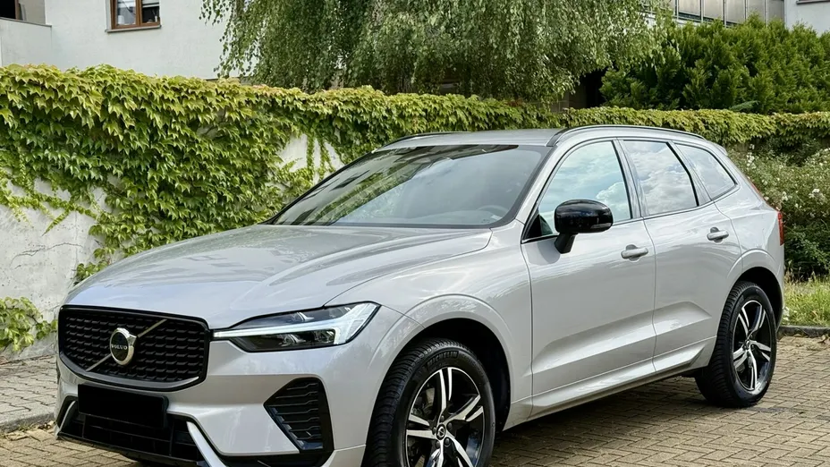 VOLVO XC60 -