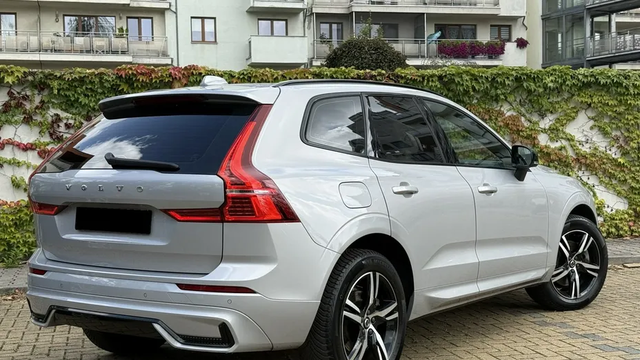 VOLVO XC60 -