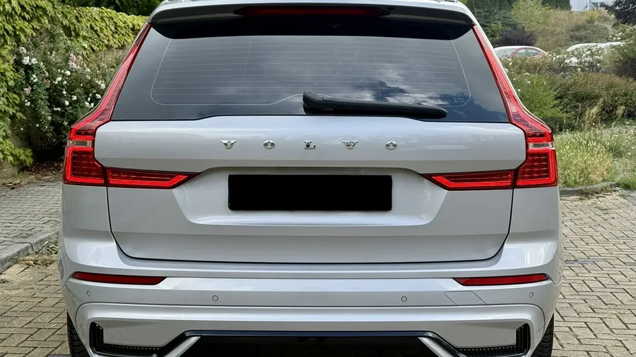 VOLVO XC60 -