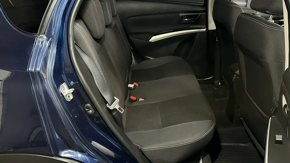 SUZUKI S-Cross -