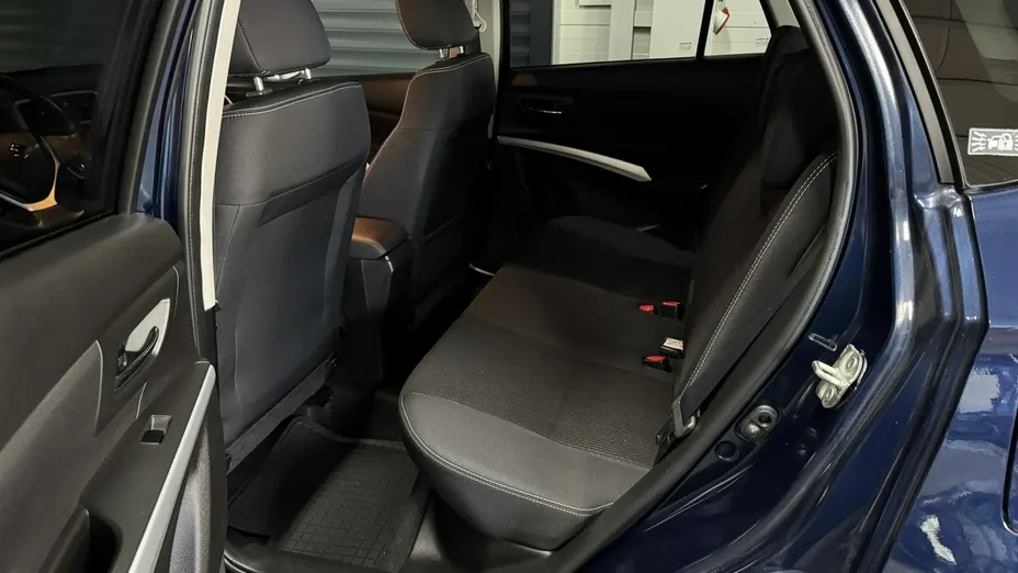 SUZUKI S-Cross -