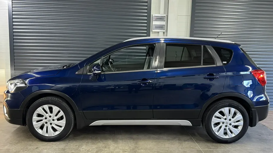 SUZUKI S-Cross -
