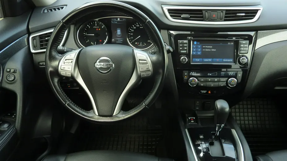 NISSAN X-Trail -