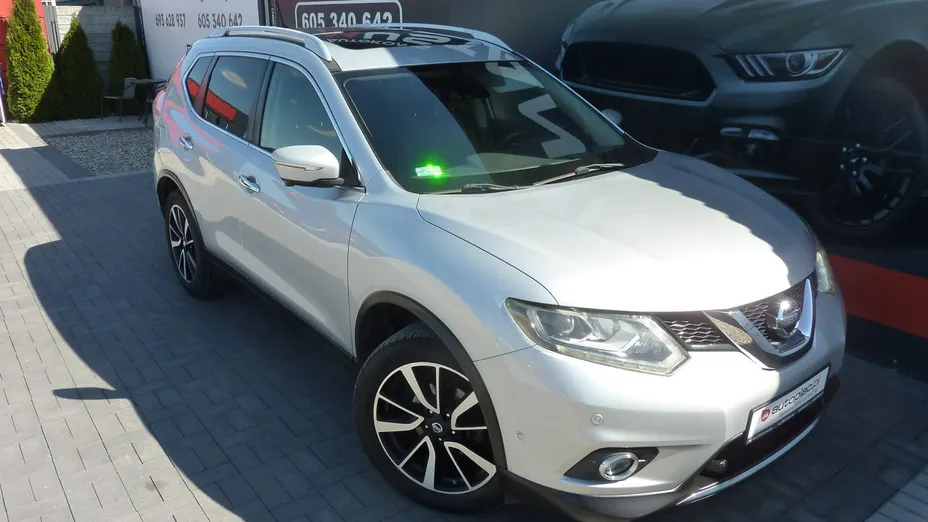 NISSAN X-Trail -