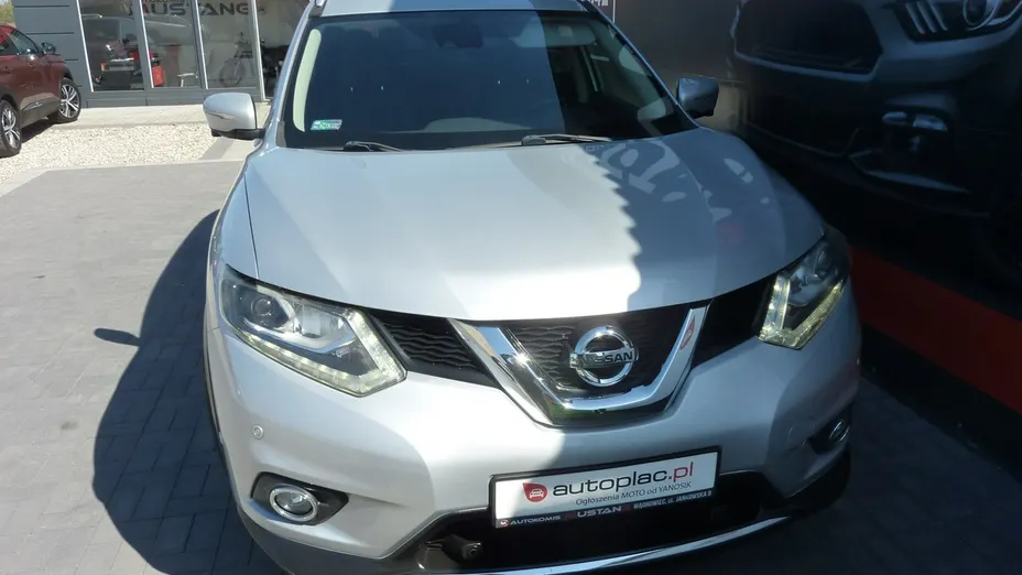 NISSAN X-Trail -