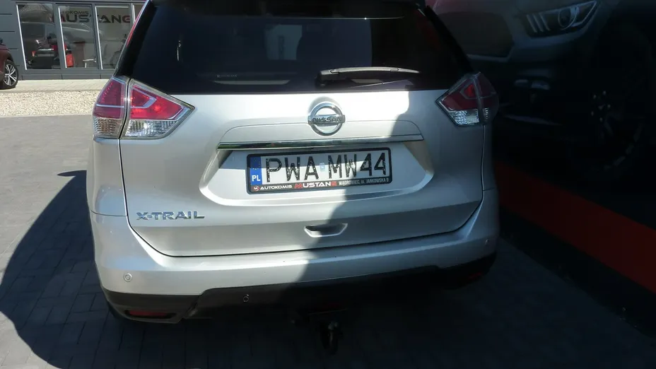 NISSAN X-Trail -