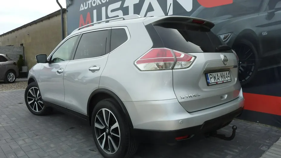 NISSAN X-Trail -