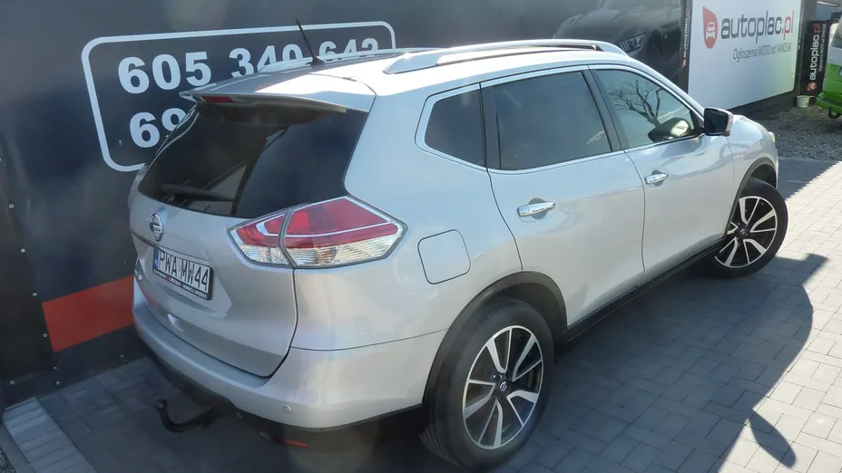 NISSAN X-Trail -