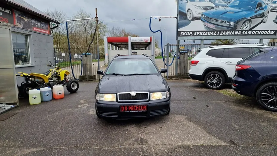 SKODA Octavia -