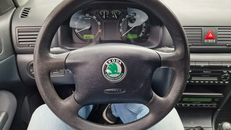 SKODA Octavia -