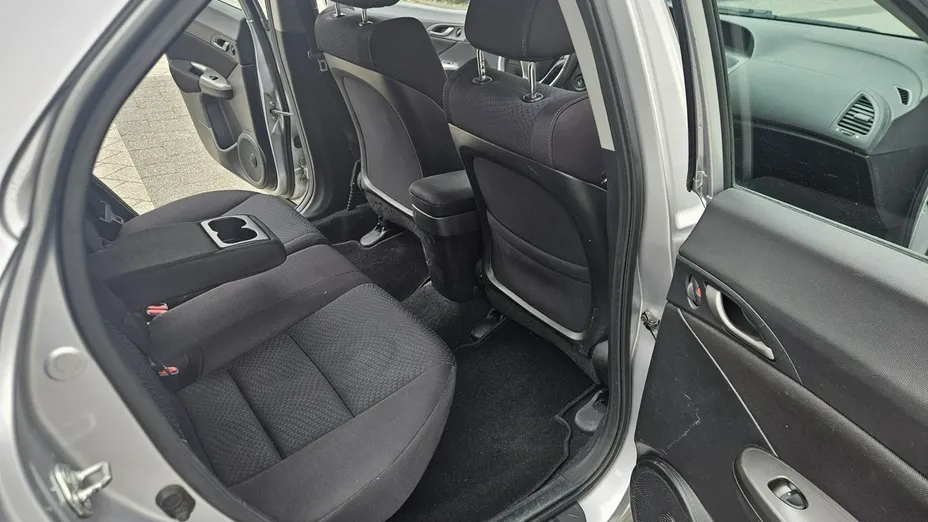 HONDA Civic -