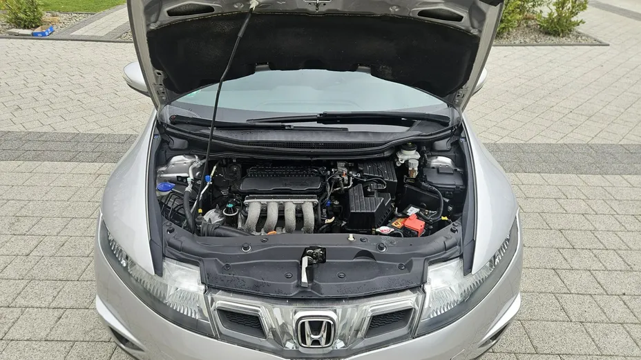 HONDA Civic -