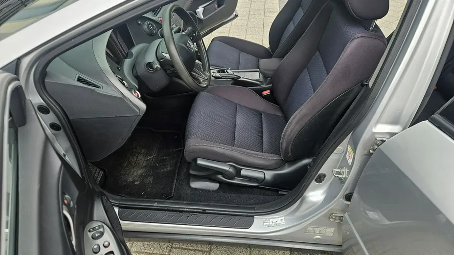 HONDA Civic -