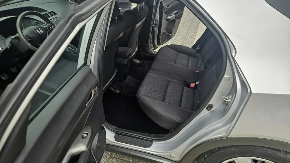 HONDA Civic -