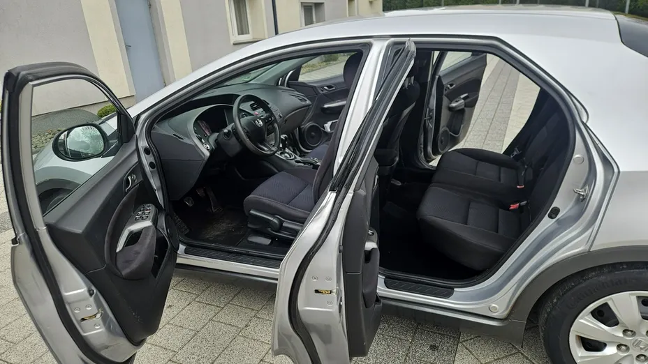HONDA Civic -