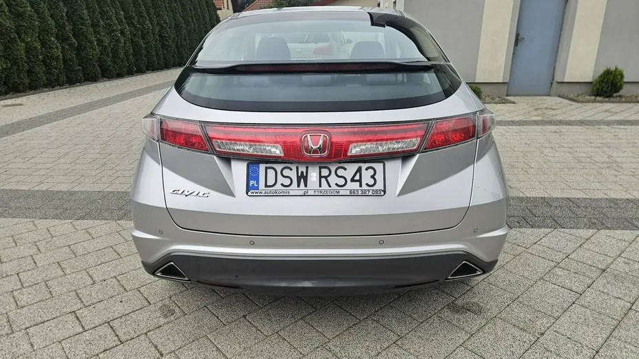 HONDA Civic -