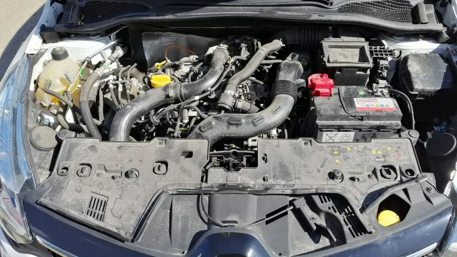 RENAULT Clio -