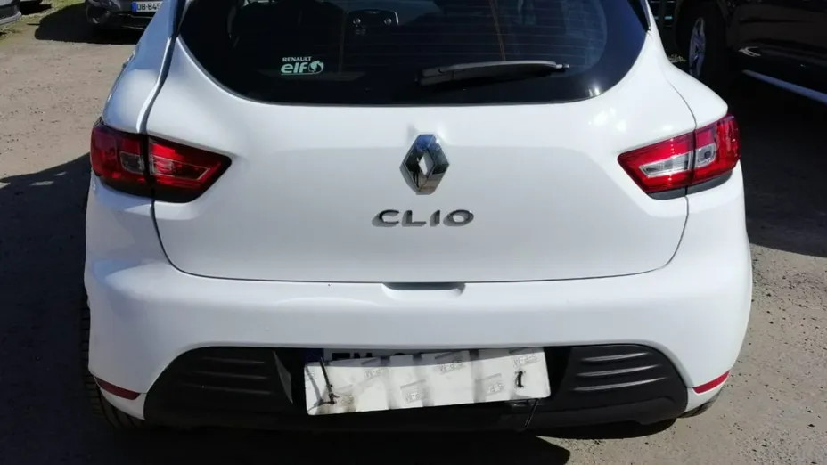 RENAULT Clio -