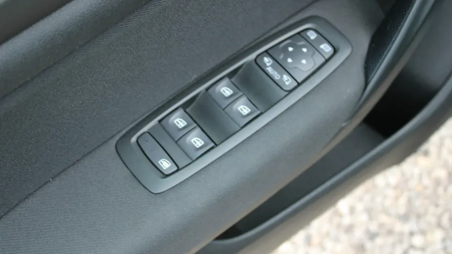 RENAULT Megane -