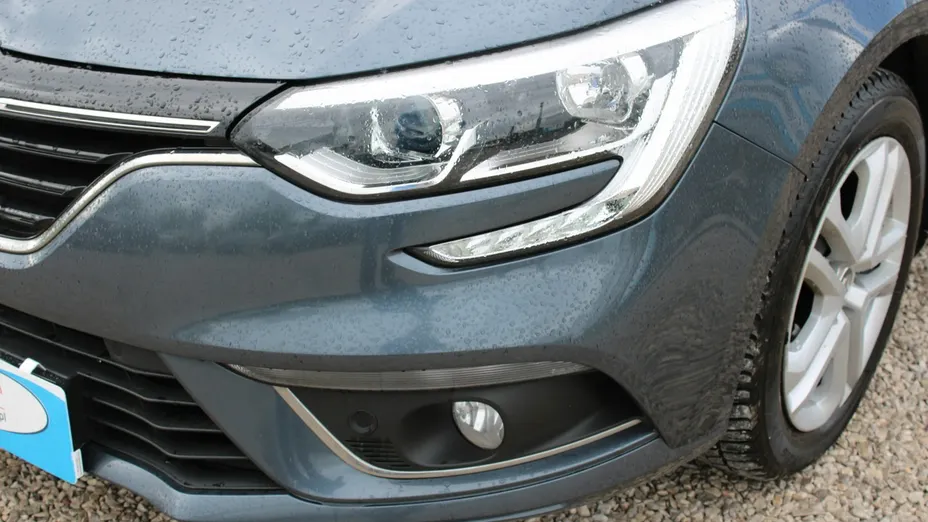 RENAULT Megane -