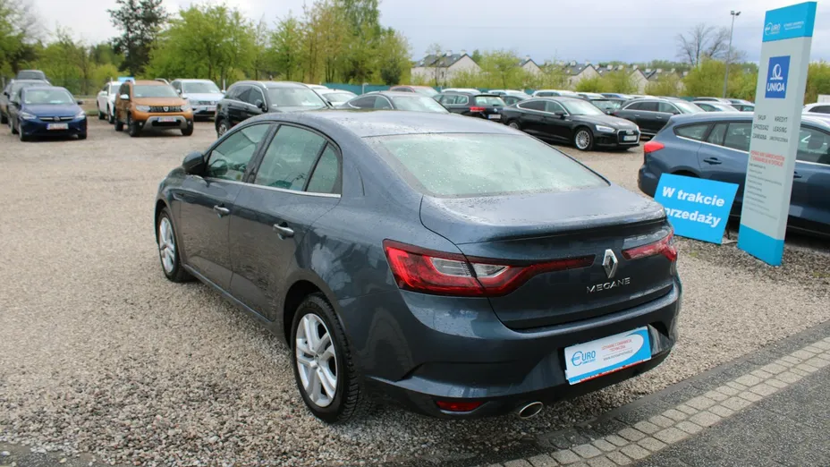 RENAULT Megane -