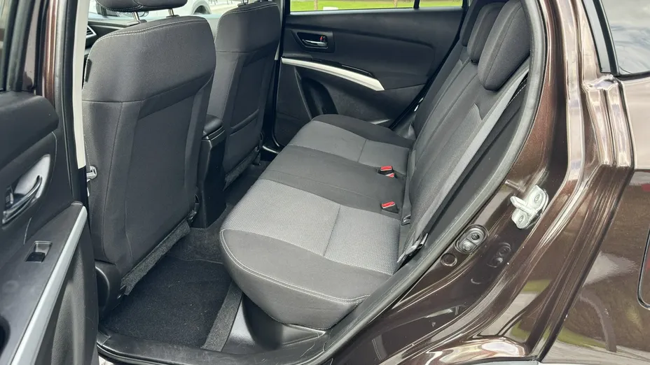 SUZUKI S-Cross -