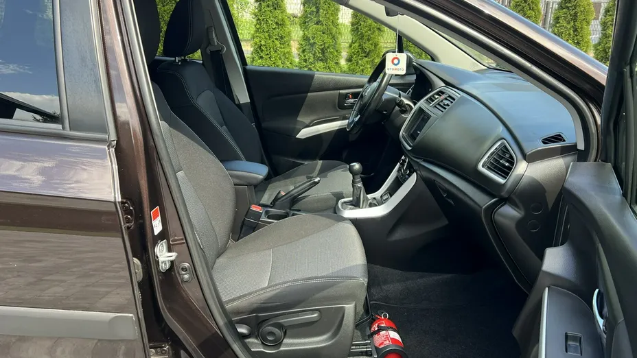 SUZUKI S-Cross -