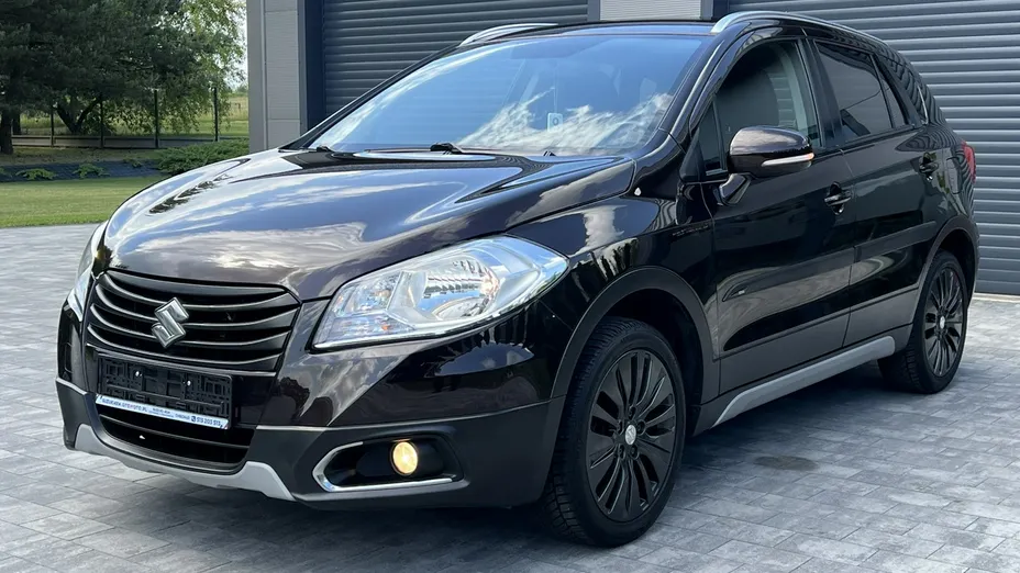 SUZUKI S-Cross -