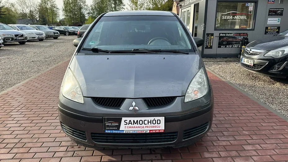 MITSUBISHI Colt -