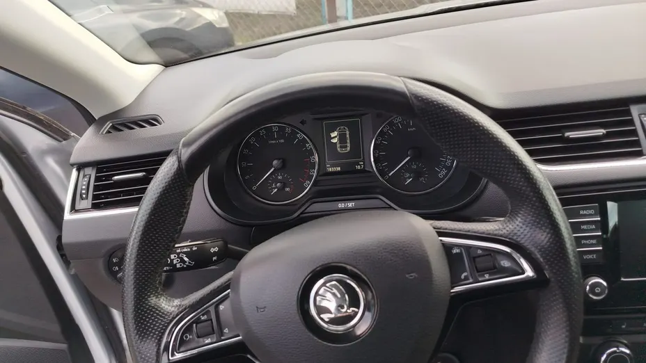 SKODA Octavia -