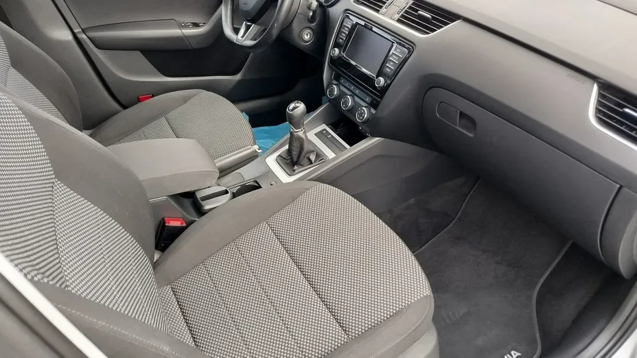 SKODA Octavia -