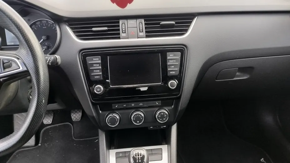 SKODA Octavia -
