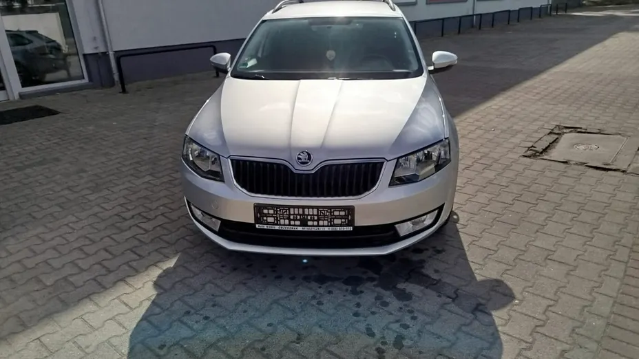 SKODA Octavia -
