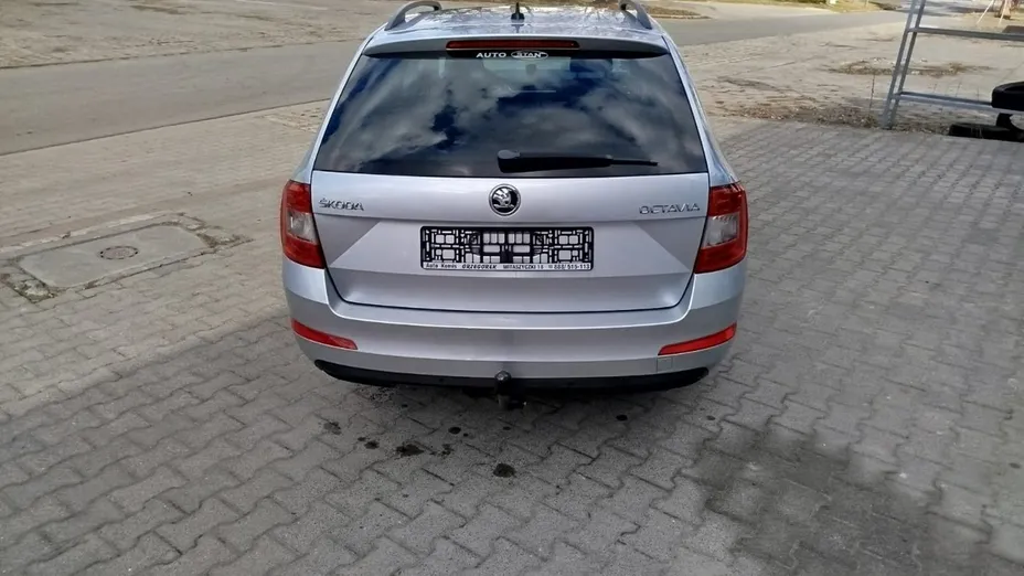 SKODA Octavia -