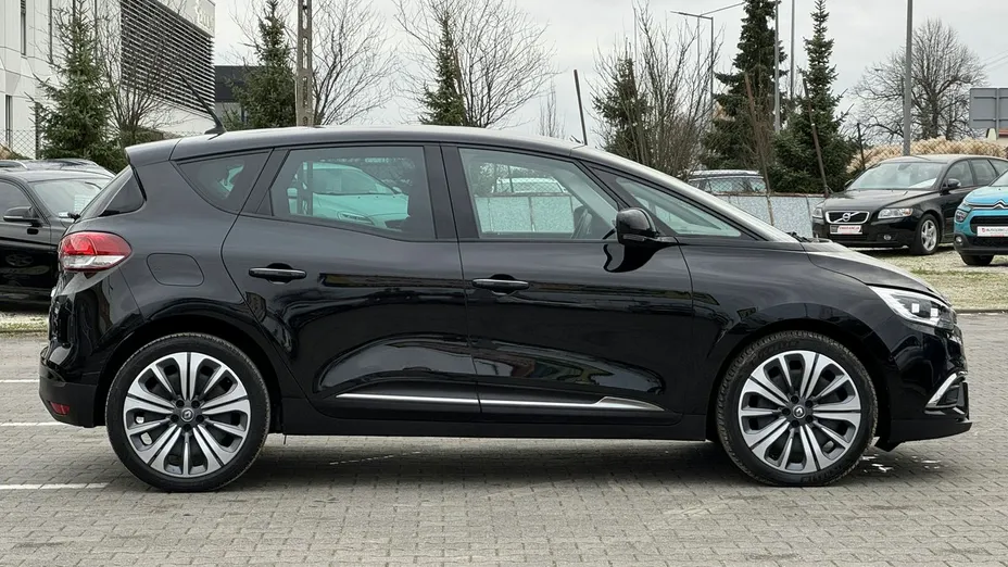 RENAULT Scenic -