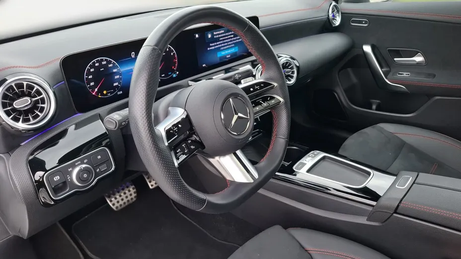 MERCEDES-BENZ CLA CLA 180 mHEV AMG Line 7G-DCT