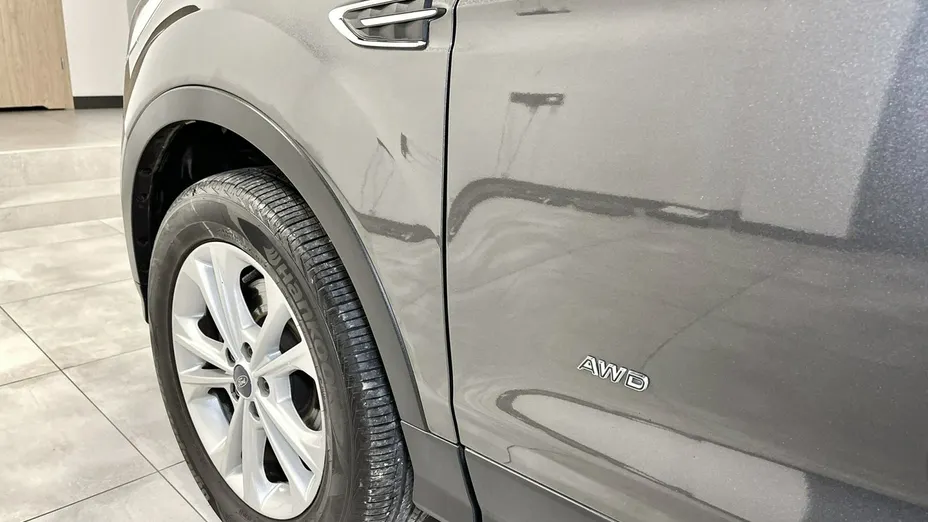 FORD Kuga -