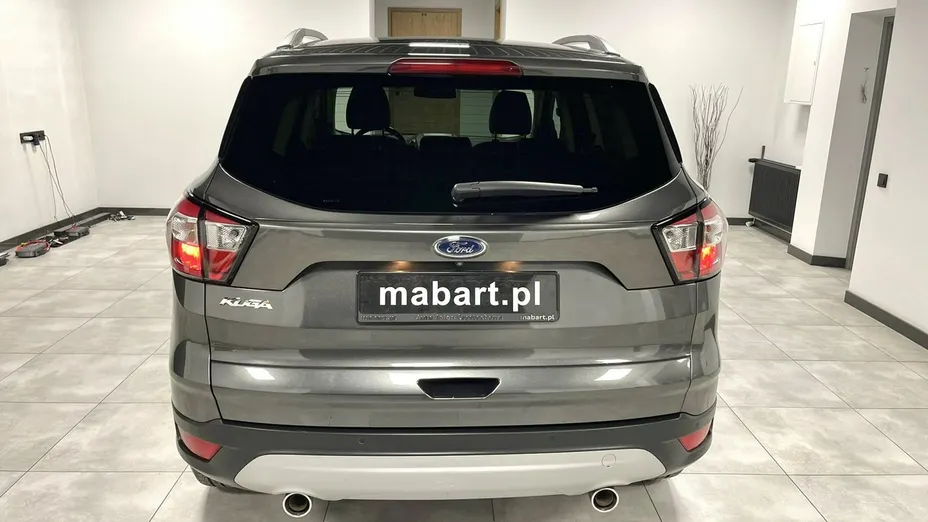 FORD Kuga -