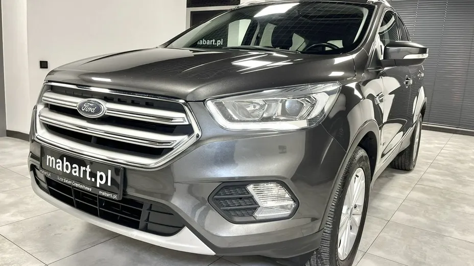 FORD Kuga -