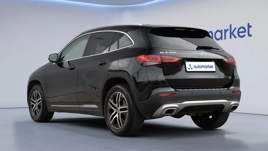MERCEDES-BENZ GLA GLA 200 Progressive