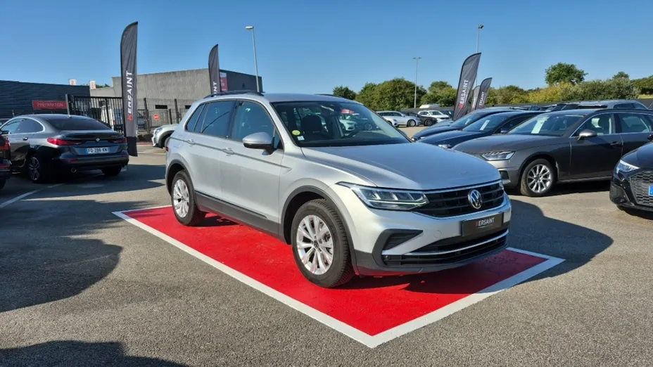 Volkswagen Tiguan -