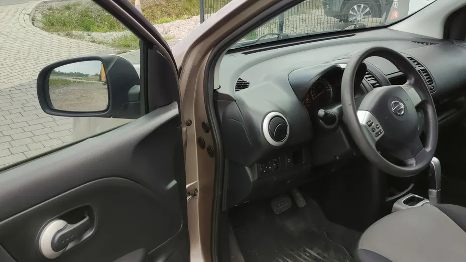 NISSAN Note -