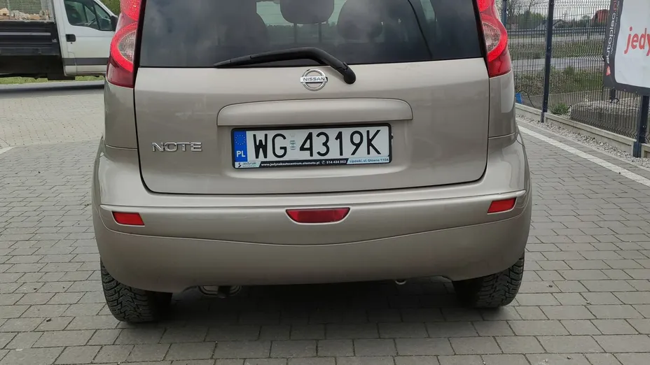 NISSAN Note -