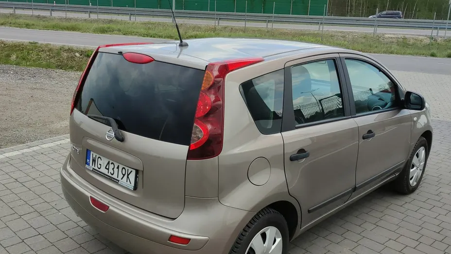 NISSAN Note -