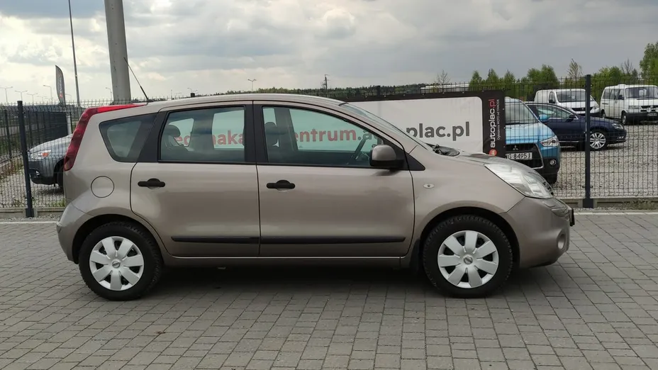 NISSAN Note -